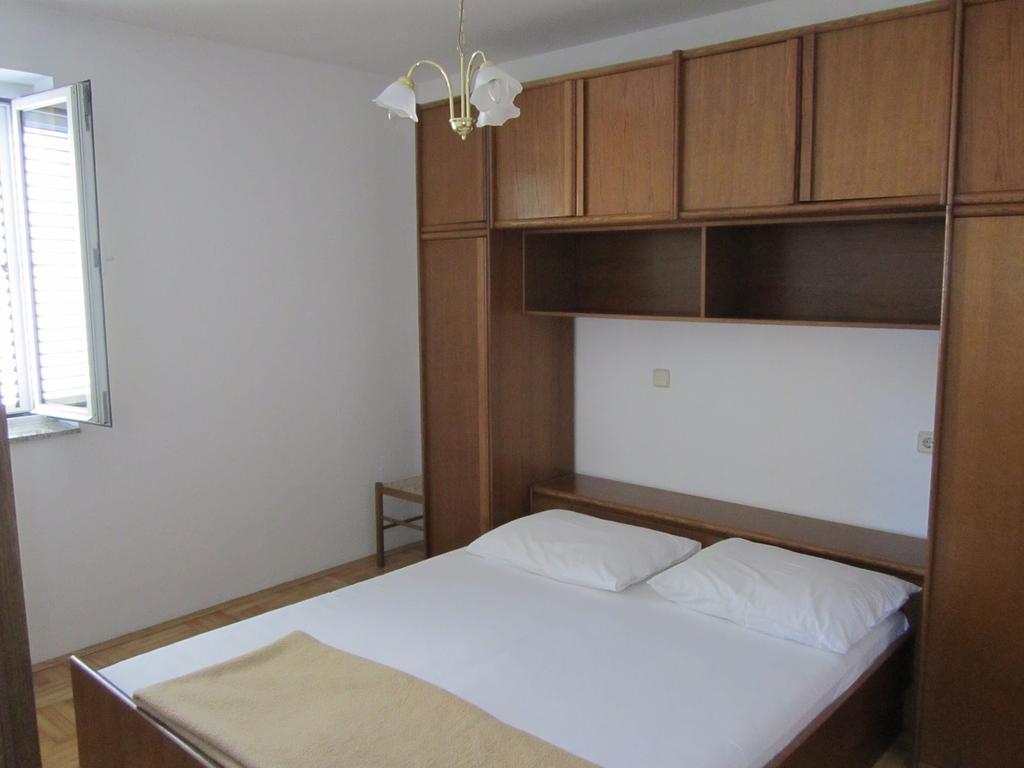 Apartments Antonia Malinska Cameră foto