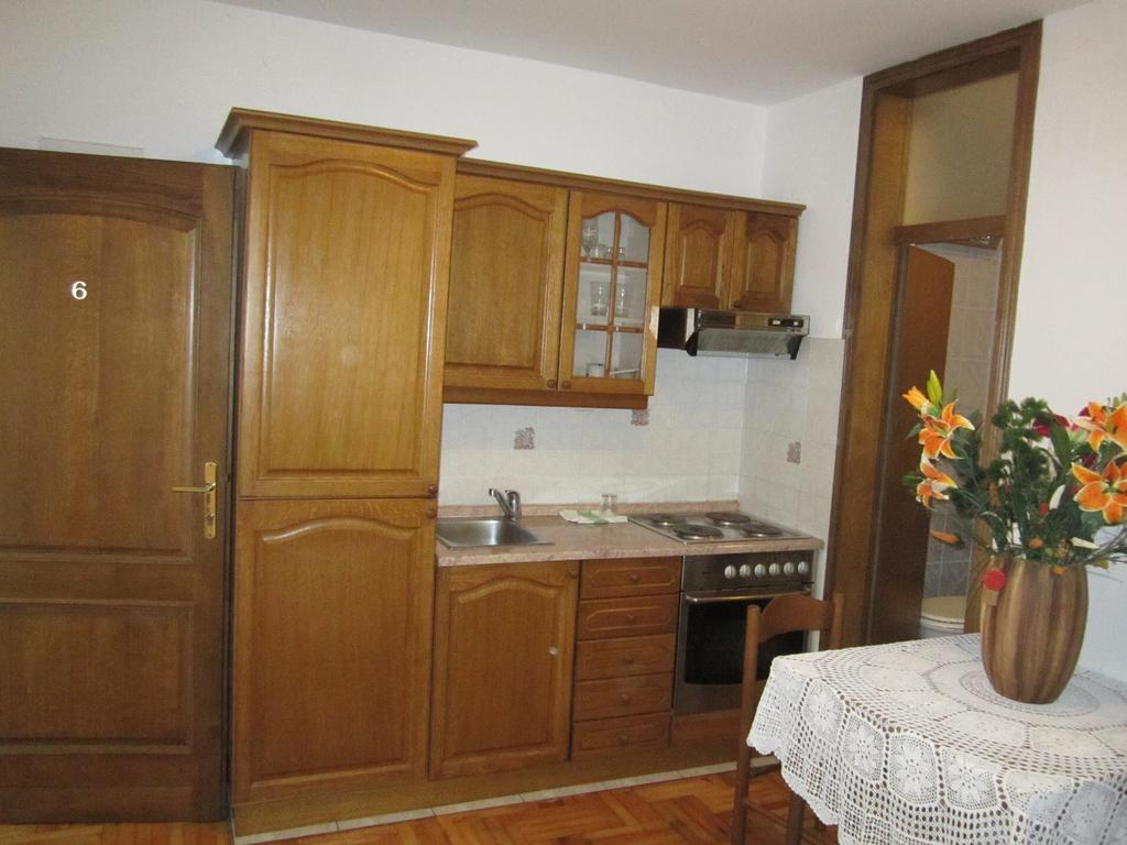 Apartments Antonia Malinska Cameră foto